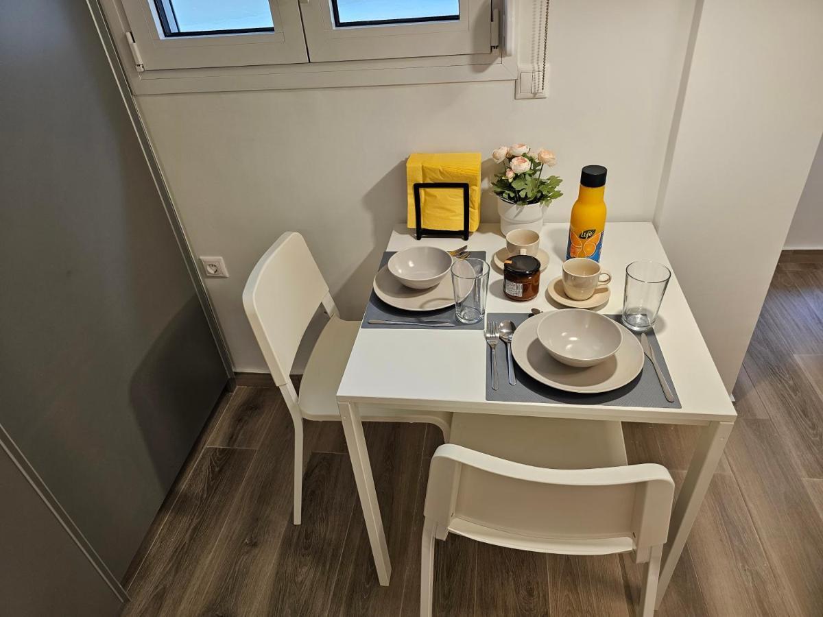Platon Stylish Apartment أثينا المظهر الخارجي الصورة